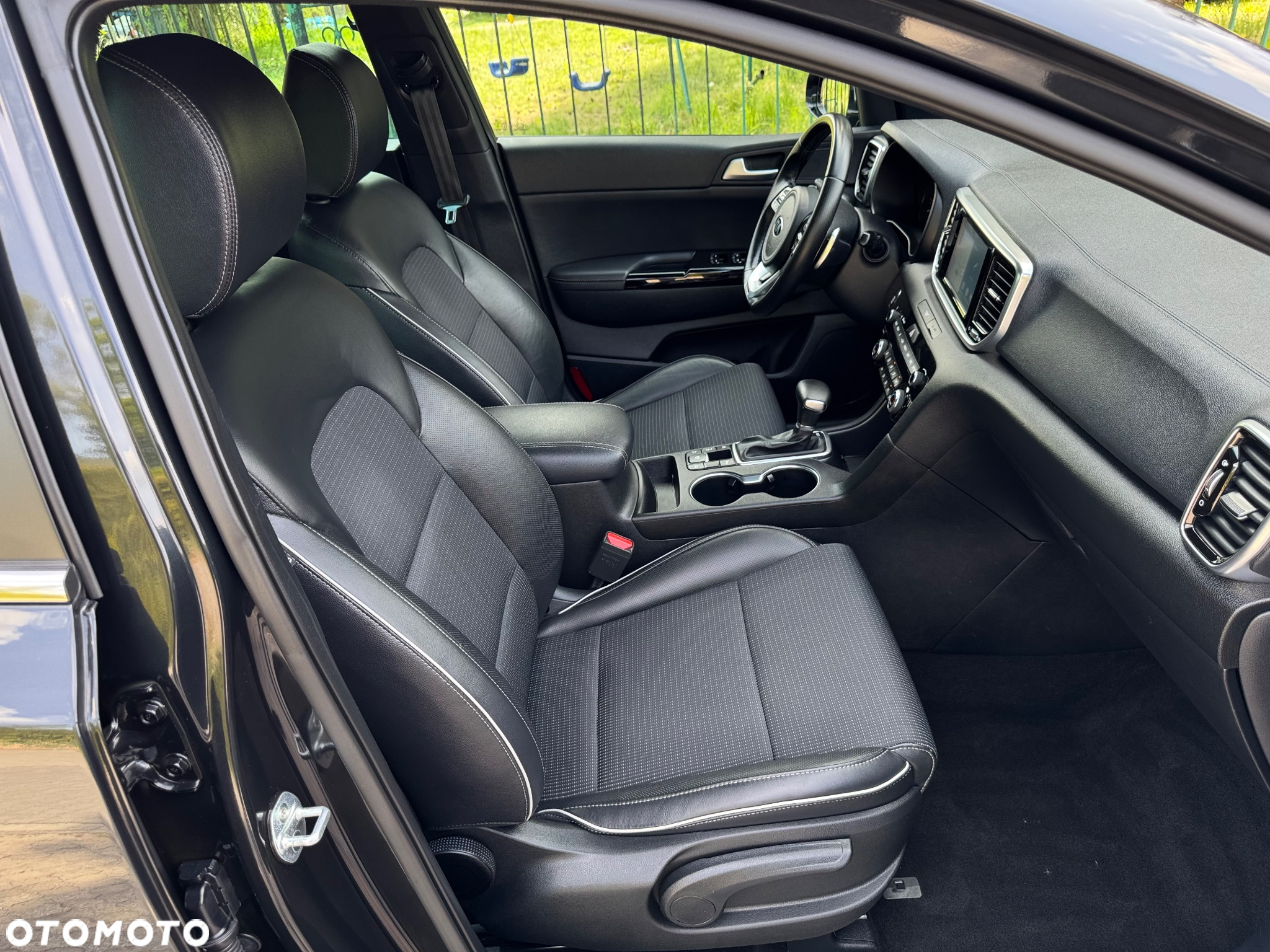 Kia Sportage 2.0 CRDI AWD Eco-Dynamics+ (48V M-H) GT LINE - 23