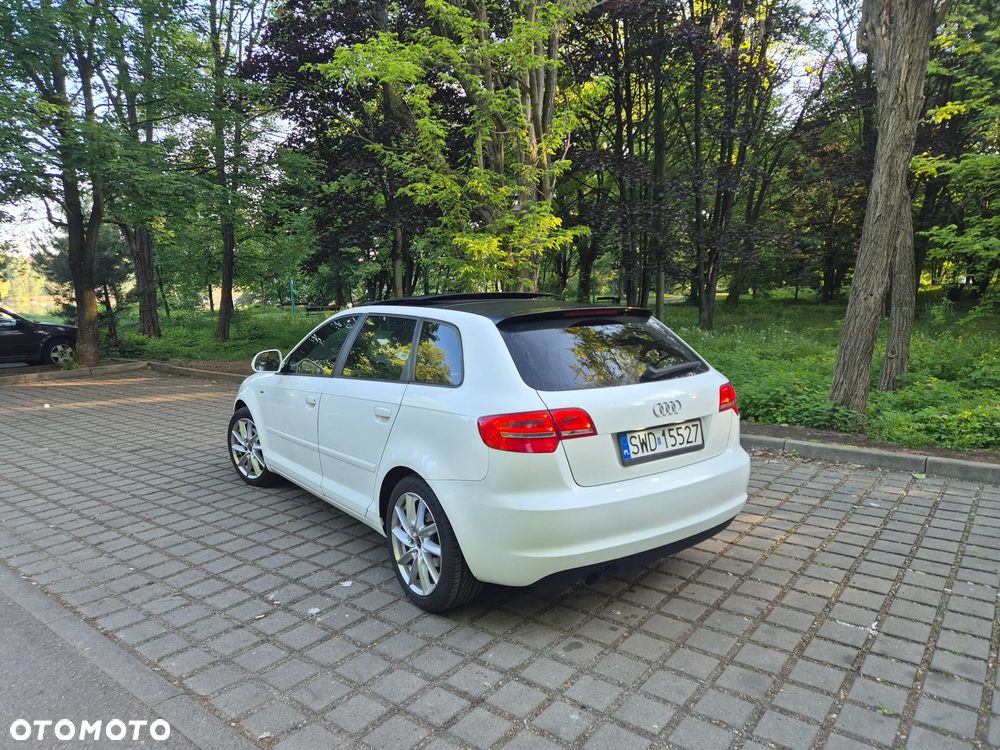 Audi A3 Sportback 2.0 TDI DPF S line Sportpaket - 7