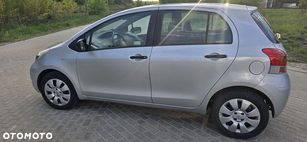 Toyota Yaris 1.33 Luna - 14