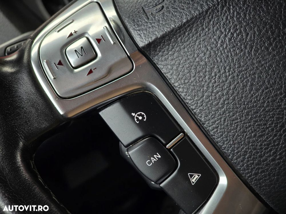 Ford Mondeo 2.0 TDCi Titanium X - 19