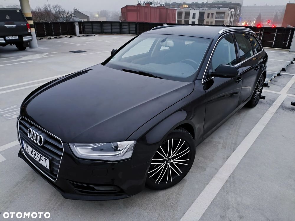 Audi A4 Avant 2.0 TDI DPF Ambiente - 8