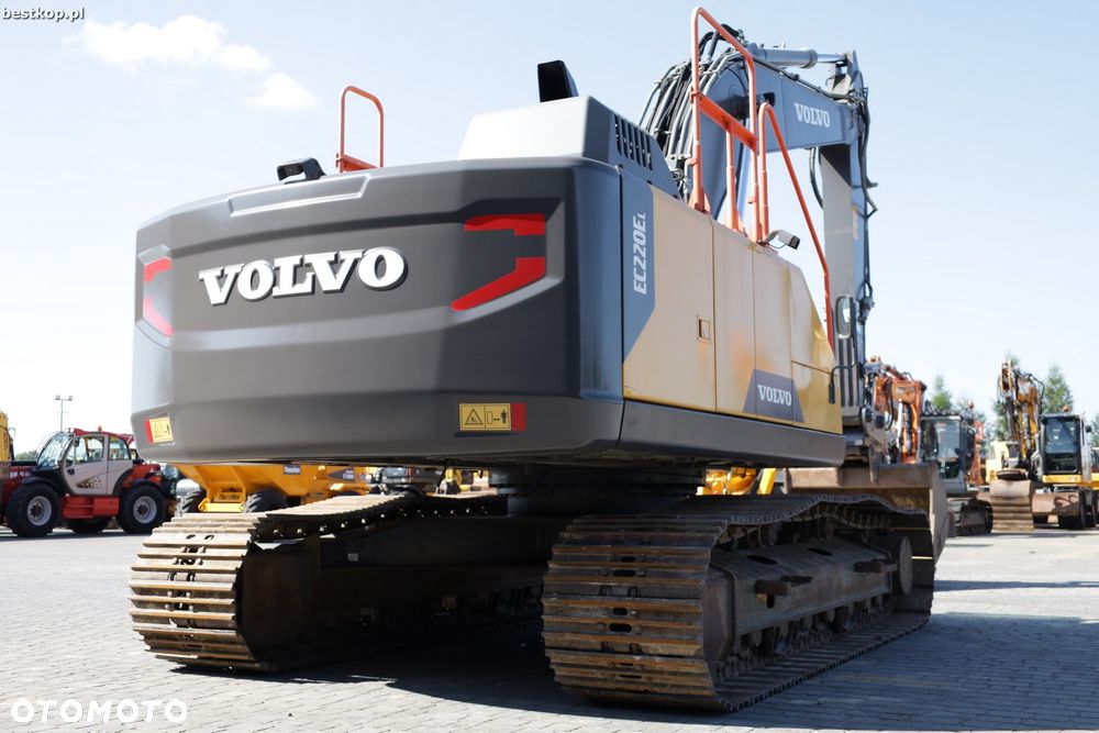 Volvo EC220EL - 8