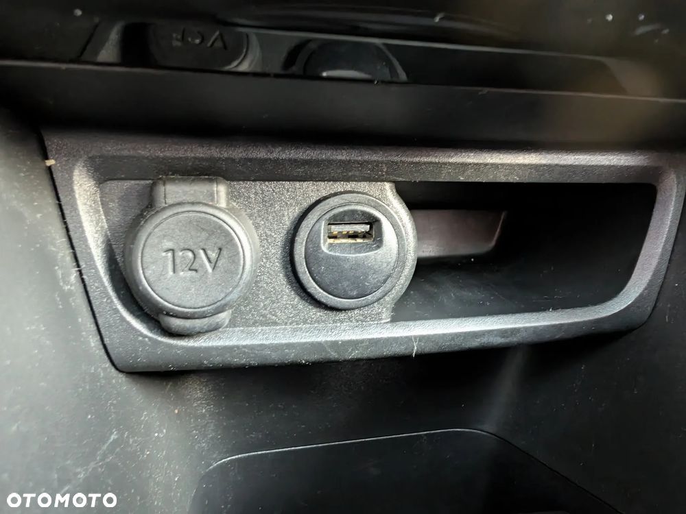 Peugeot 2008 PureTech 110 Stop&Start Allure - 24