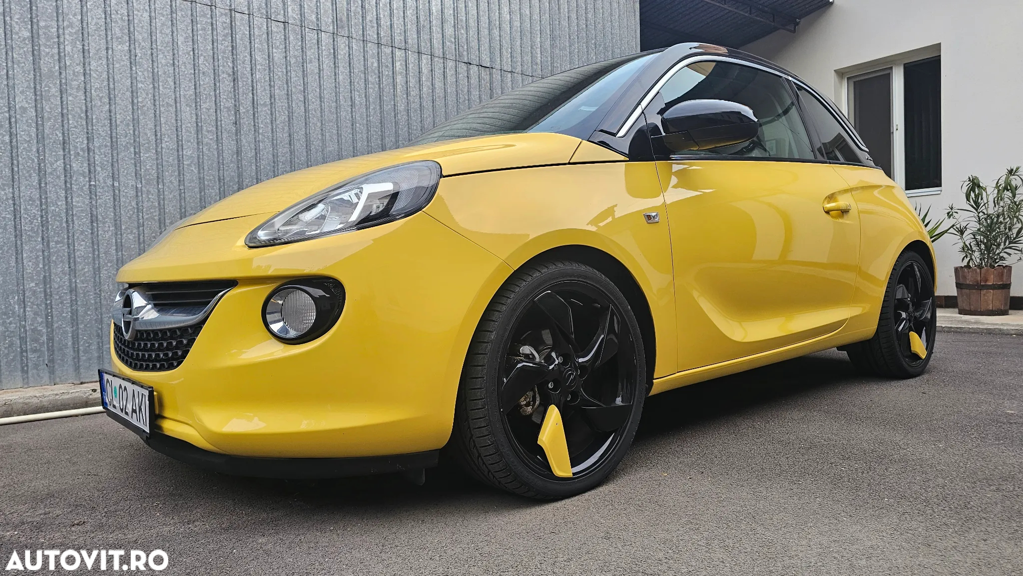 Opel Adam 1.4 TWINPORT ECOTEC SLAM - 2