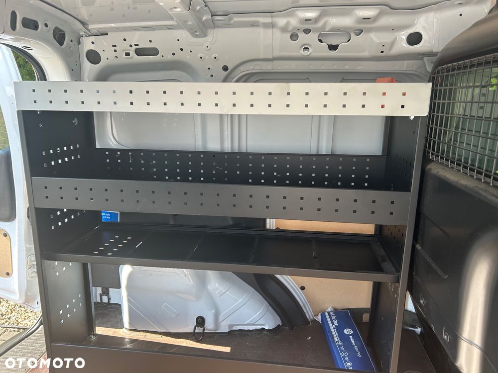 Ford Transit courier - 9