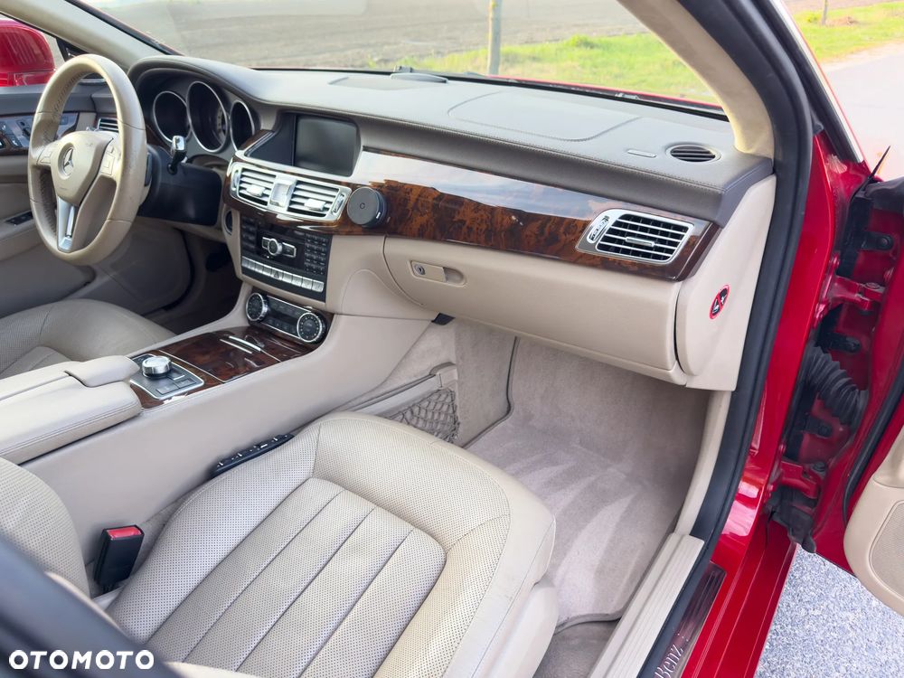 Mercedes-Benz CLS 350 CDI BlueEff - 32