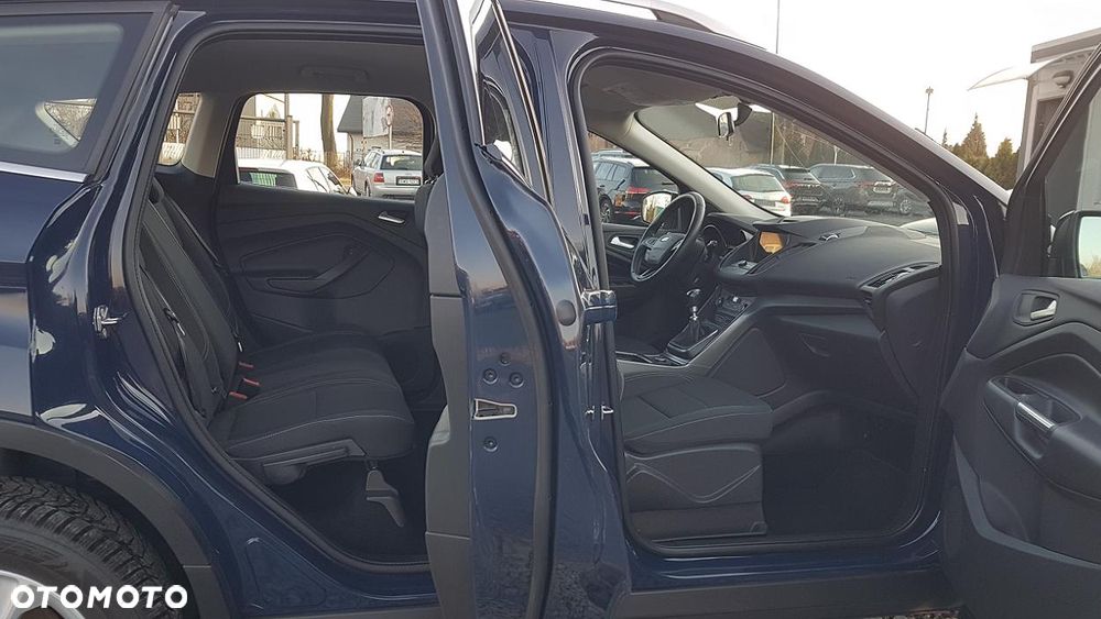 Ford Kuga 1.5 EcoBoost 2x4 Cool & Connect - 27