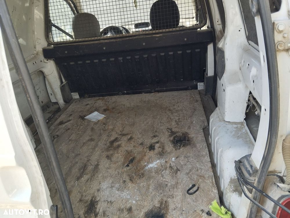 Dezmembrari  Citroen BERLINGO (MF)  1996  > 0000 1.9 D (MFWJZ) Motori - 3