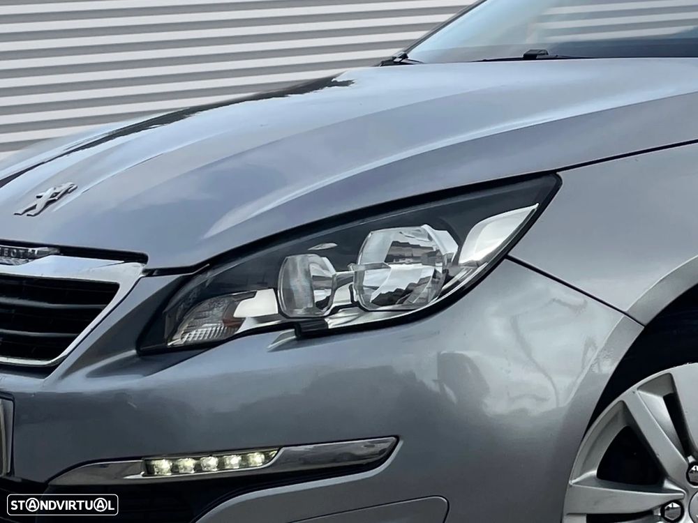 Peugeot 308 SW 1.6 BlueHDi Style - 21