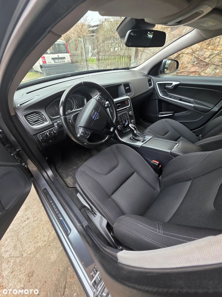 Volvo V60 - 12