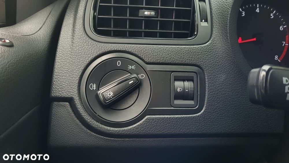 Volkswagen Polo 1.0 Trendline - 17