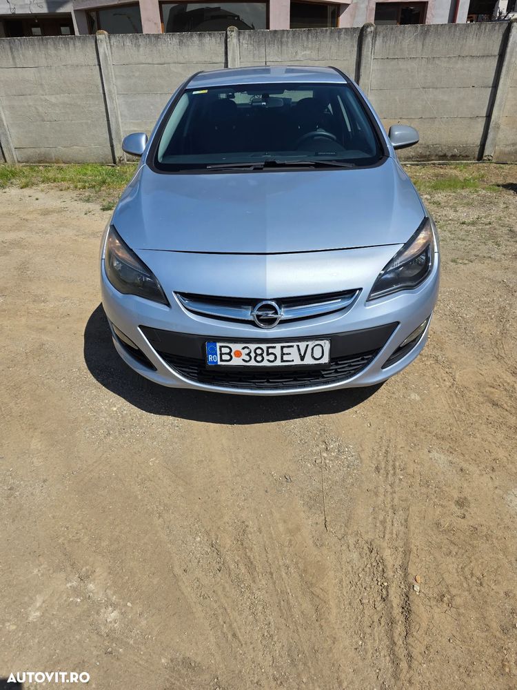 Opel Astra 1.4 Turbo ECOTEC Enjoy - 2