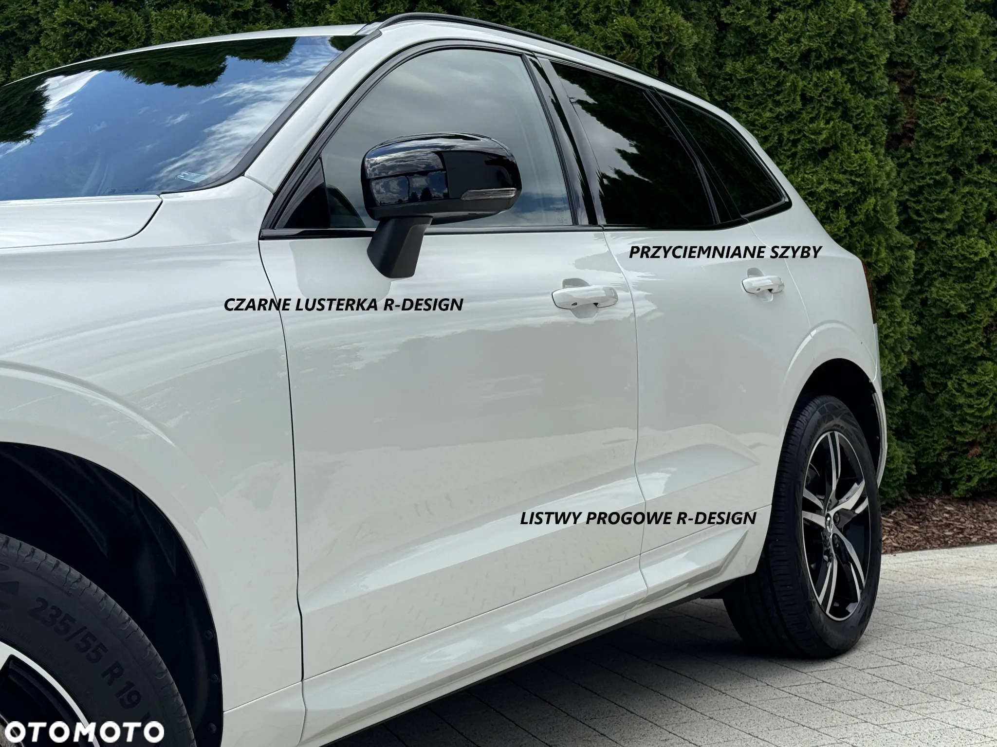 Volvo XC 60 B4 D Plus Dark - 39