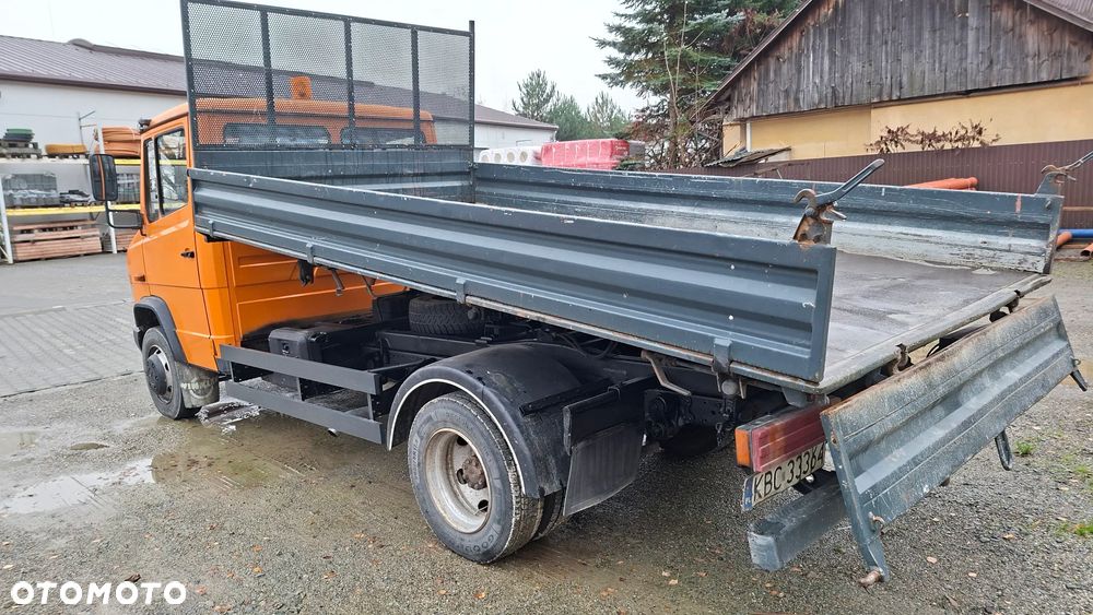 Mercedes-Benz Vario - 4