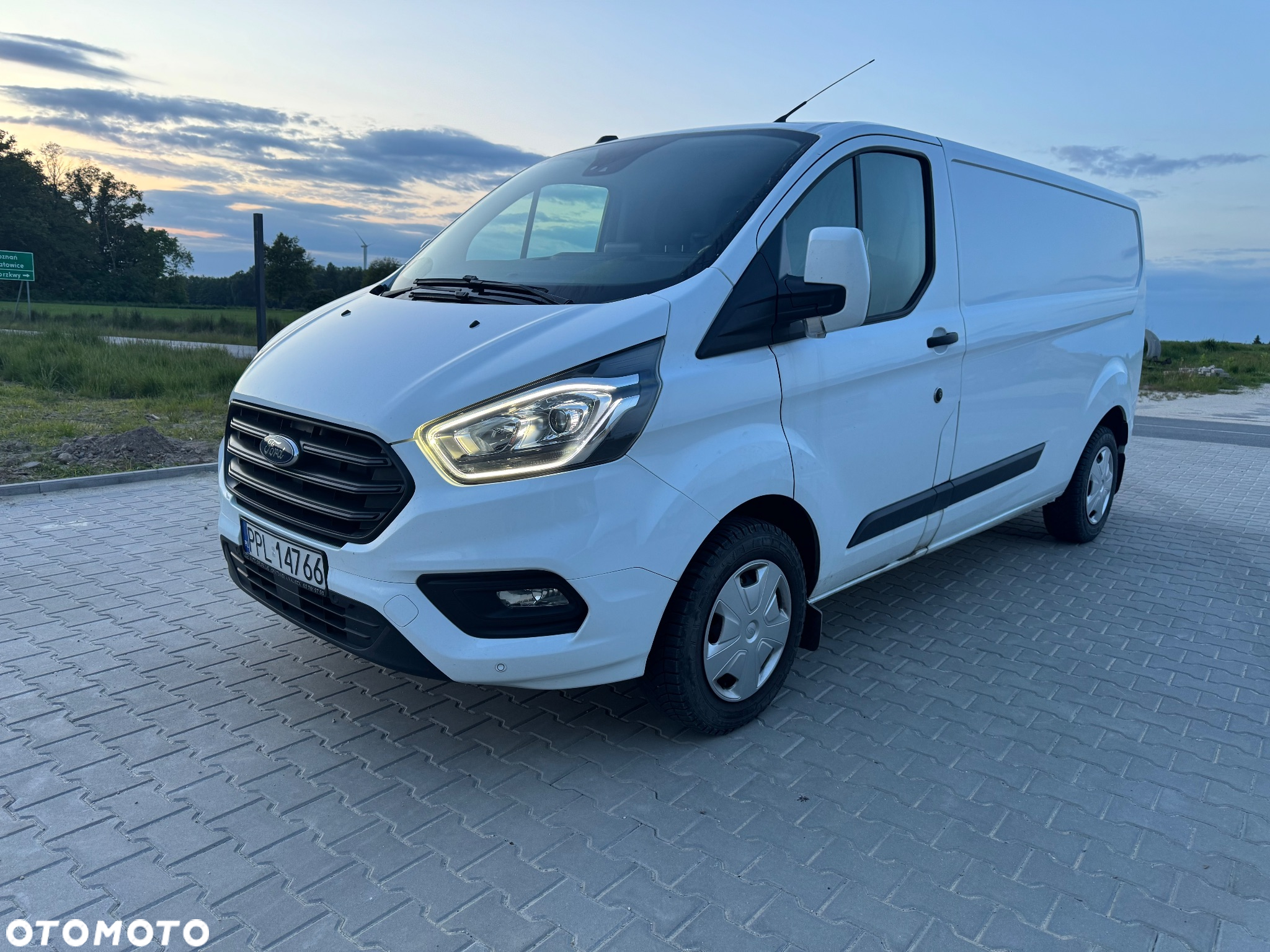 Ford Transit Custom - 4