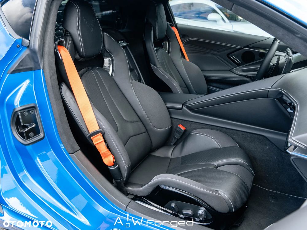 Chevrolet Corvette - 20