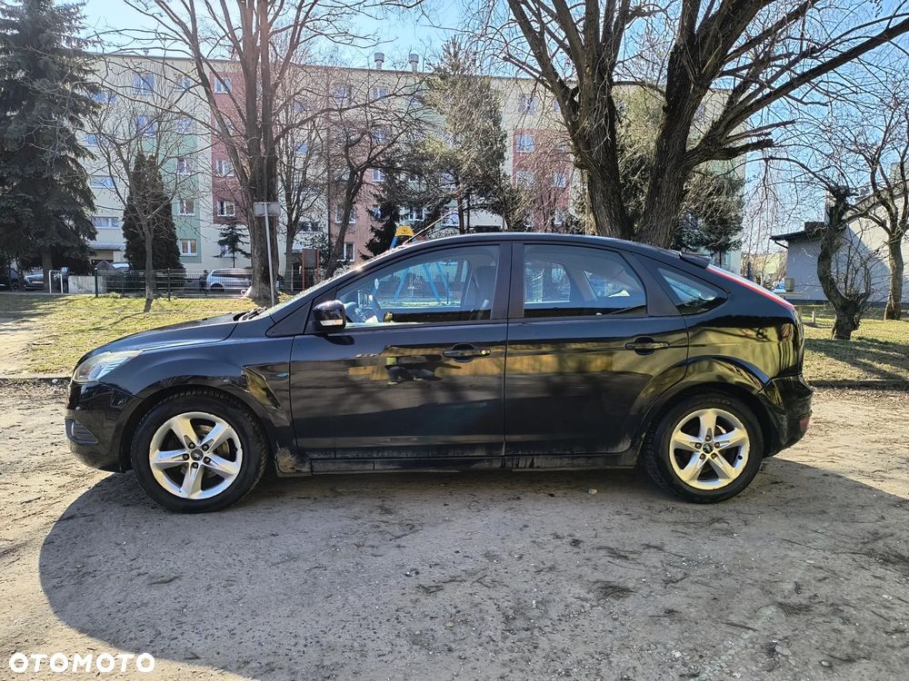 Ford Focus 1.6 Ambiente - 3