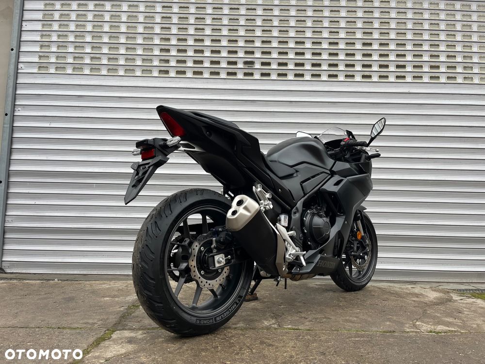 Honda CBR - 7