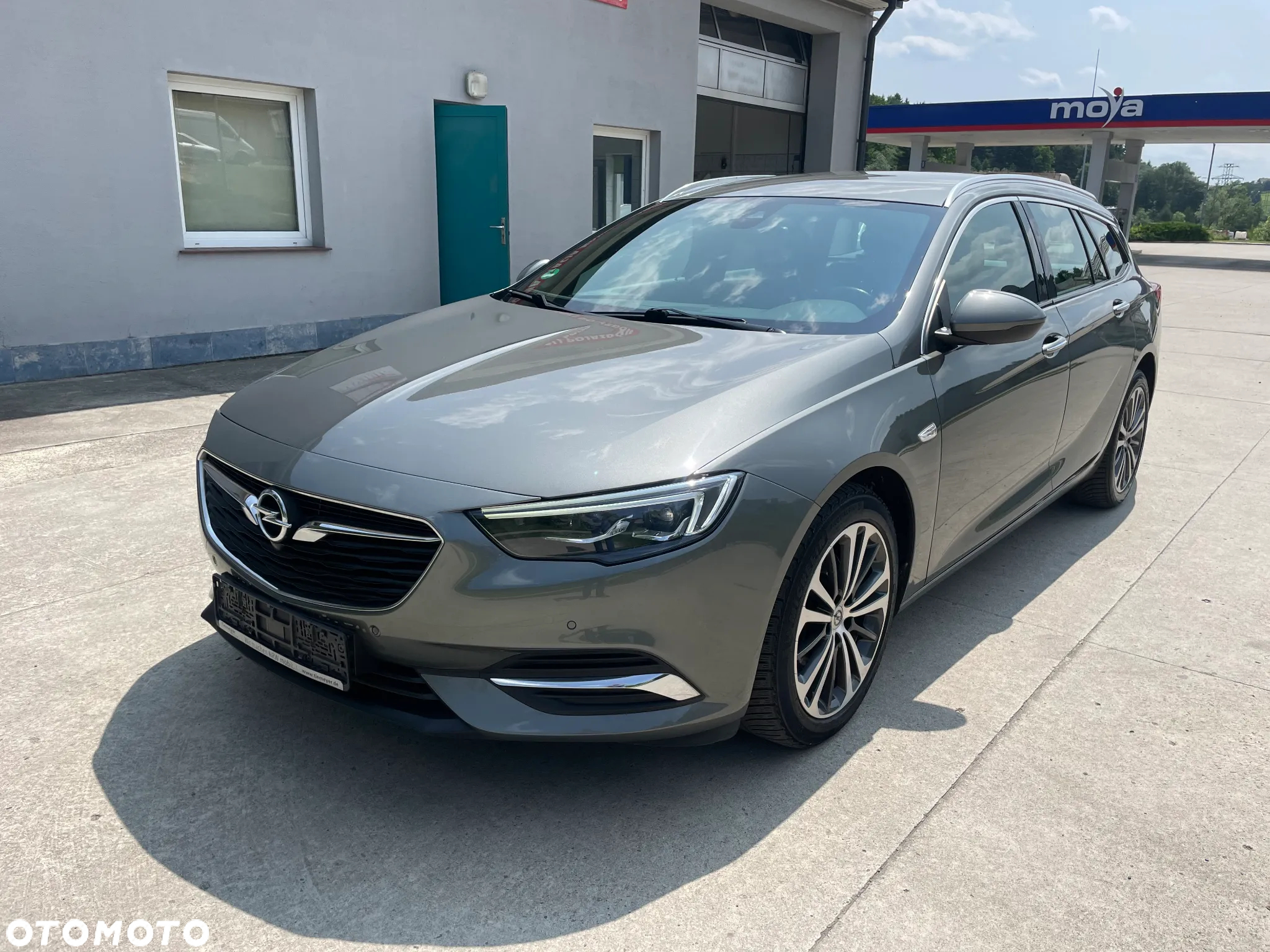 Opel Insignia 2.0 CDTI 4x4 Automatik Design Edition - 3