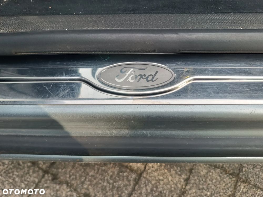 Ford S-Max 2.0 TDCi Titanium - 32