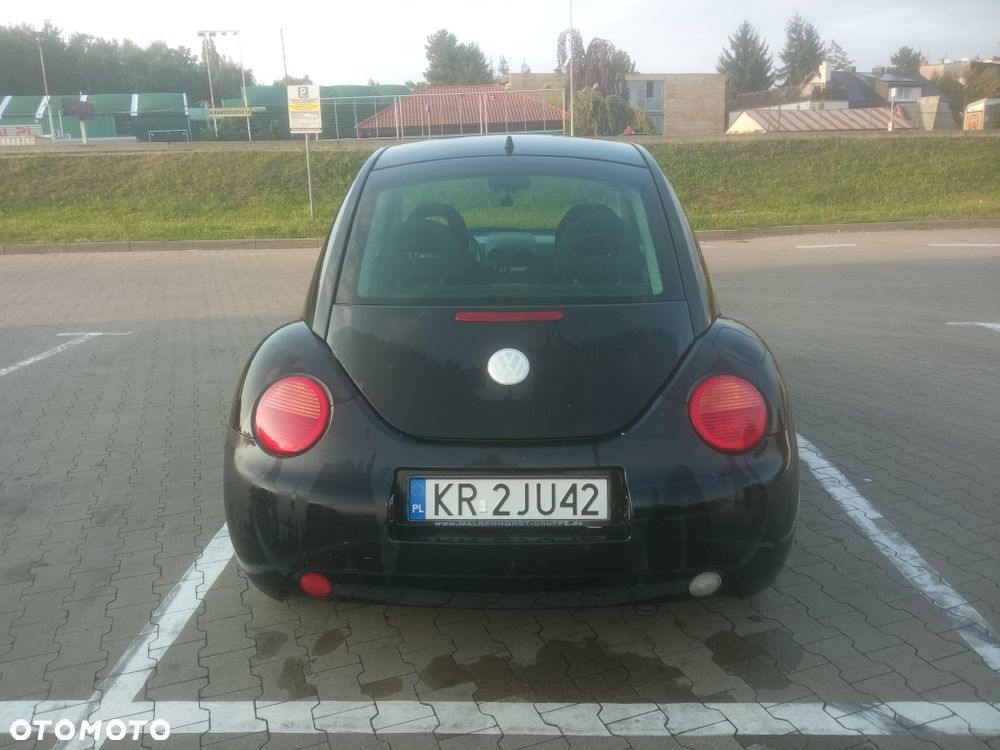 Volkswagen New Beetle - 4