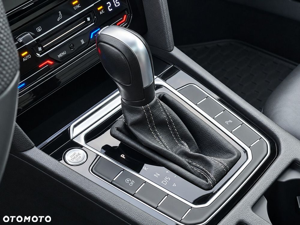 Volkswagen Arteon 2.0 TDI 4Motion R-Line DSG - 28