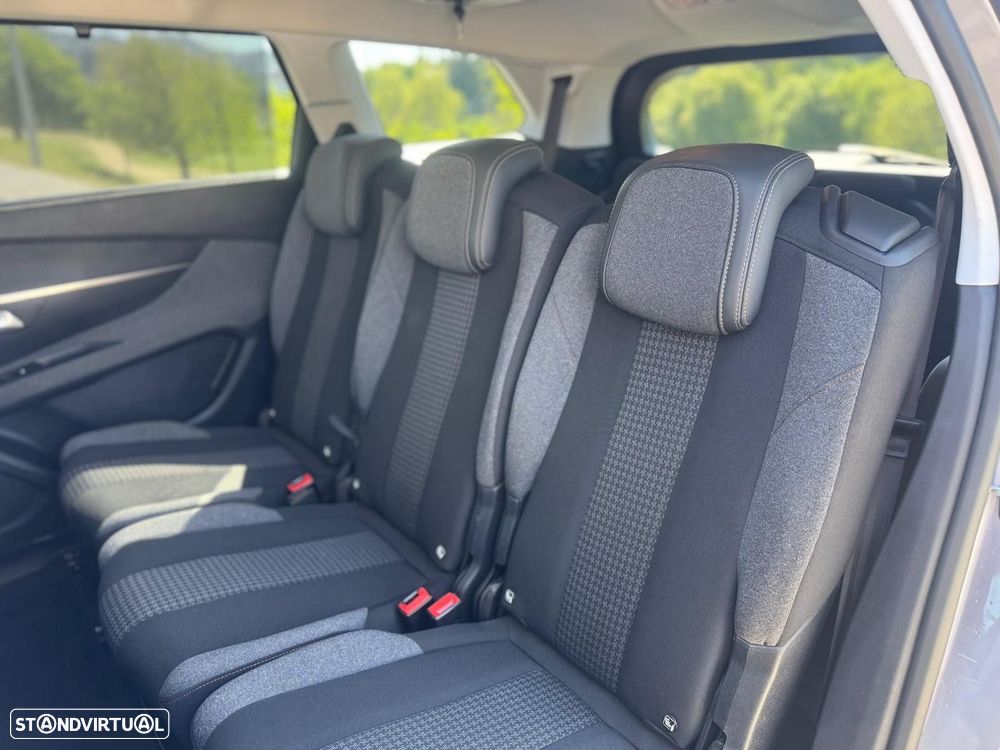 Peugeot 5008 1.5 BlueHDi Active Pack EAT8 - 9