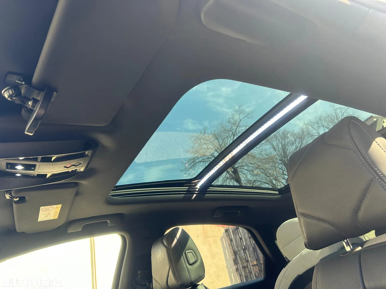 DS Automobiles DS 7 Crossback - 12