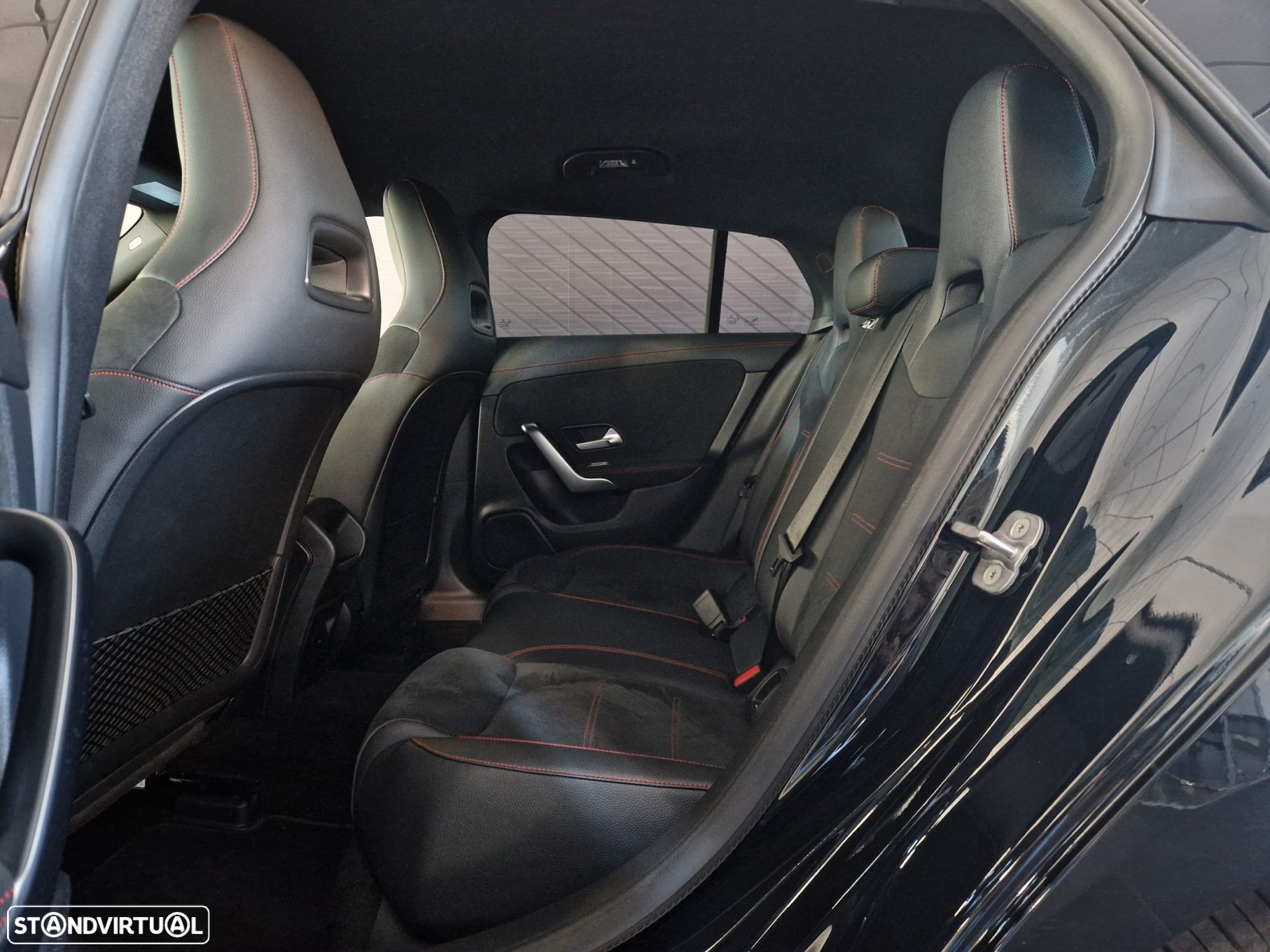 Mercedes-Benz CLA 200 Shooting Brake AMG Line Aut. - 17