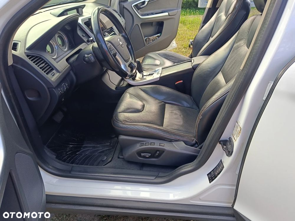 Volvo XC 60 D3 Summum - 4