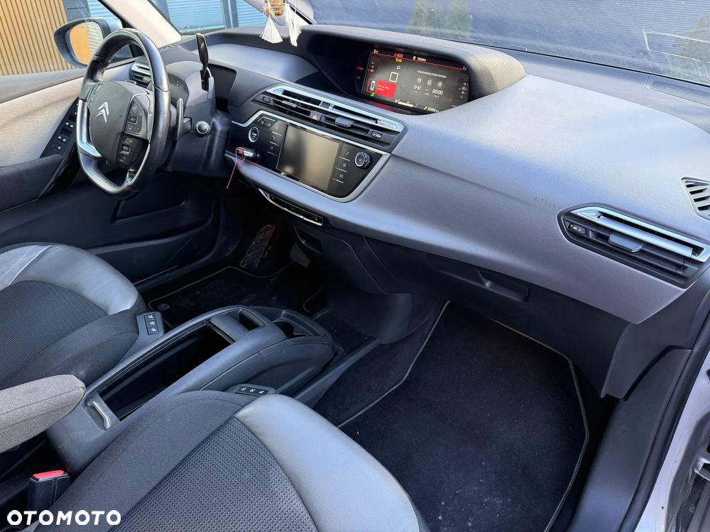 Citroën C4 Picasso - 16
