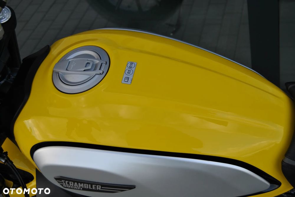 Ducati Scrambler - 10