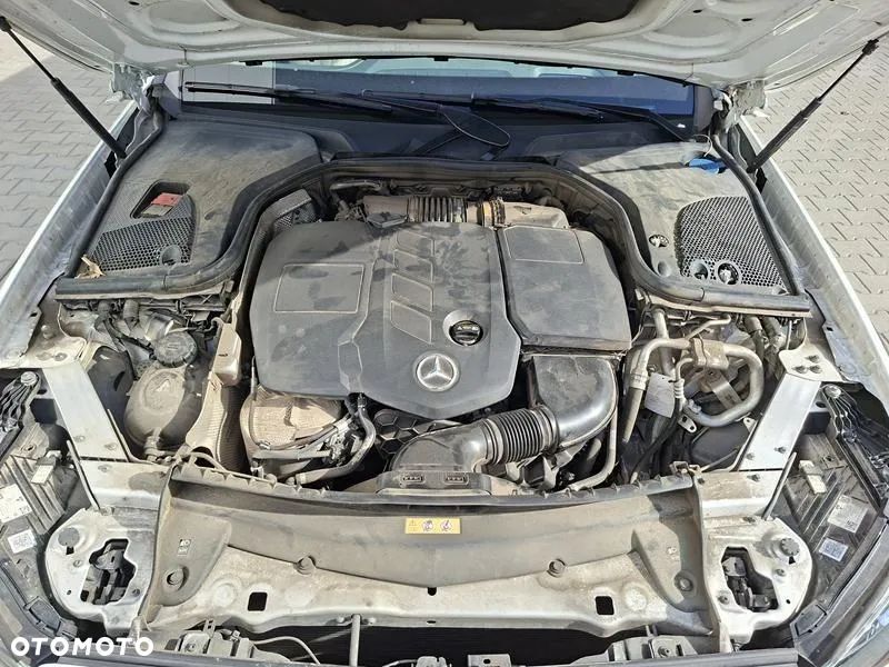 Mercedes-Benz Klasa E 220 d 4-Matic Avantgarde - 12
