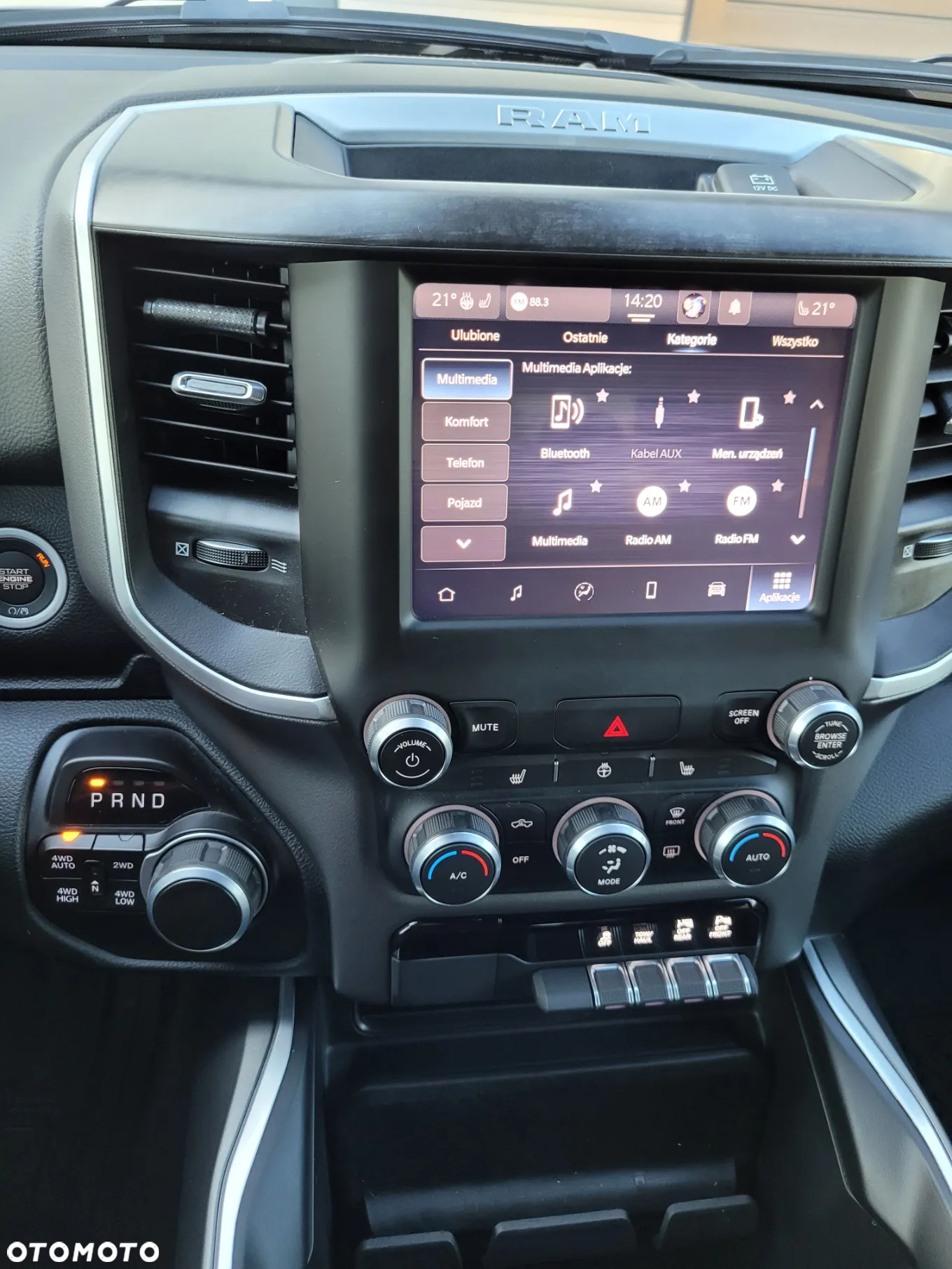 RAM 1500 Crew Cab Shortbed Bighorn - 14