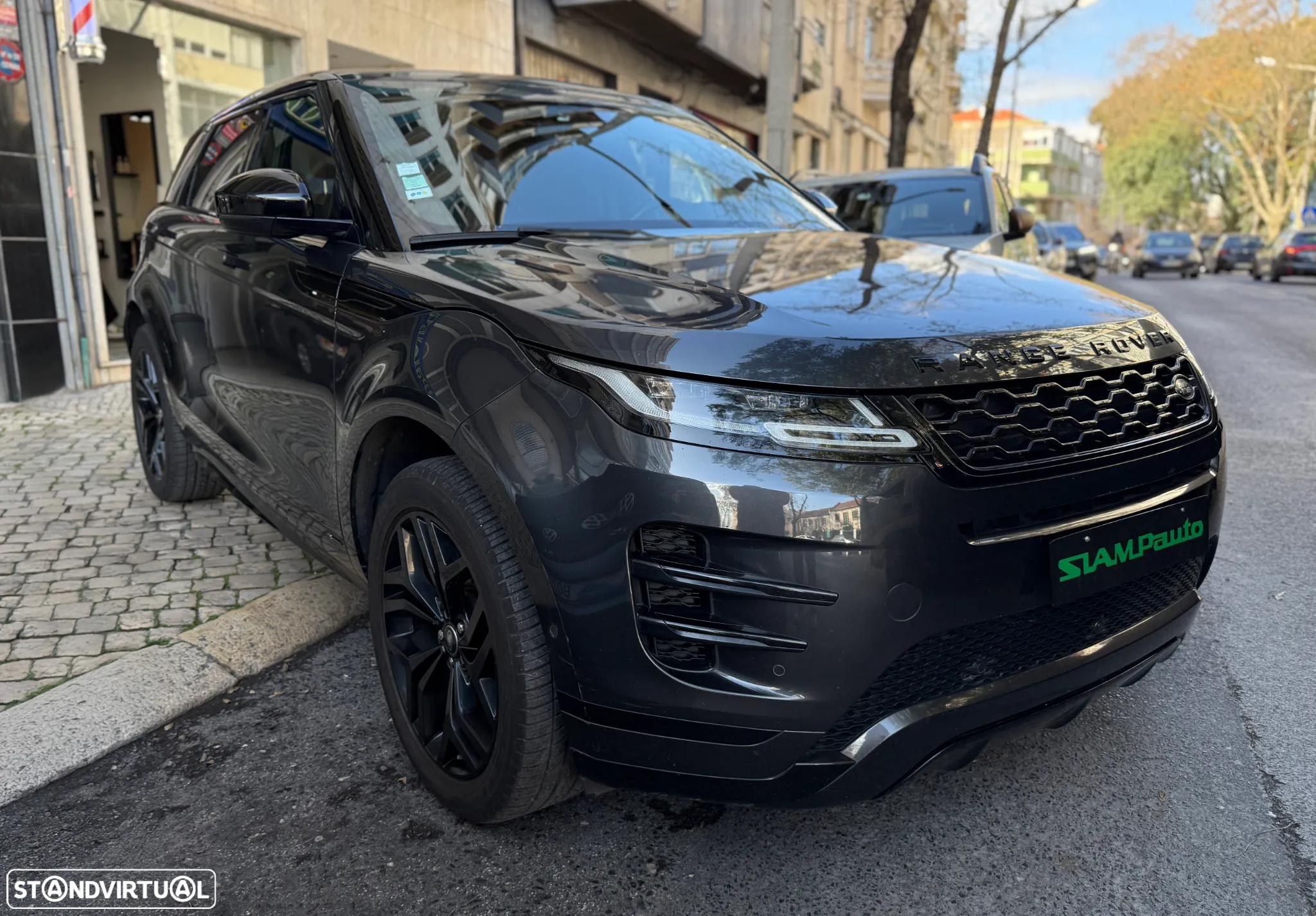Land Rover Range Rover Evoque 2.0 D180 AWD R-Dynamic S Auto - 4