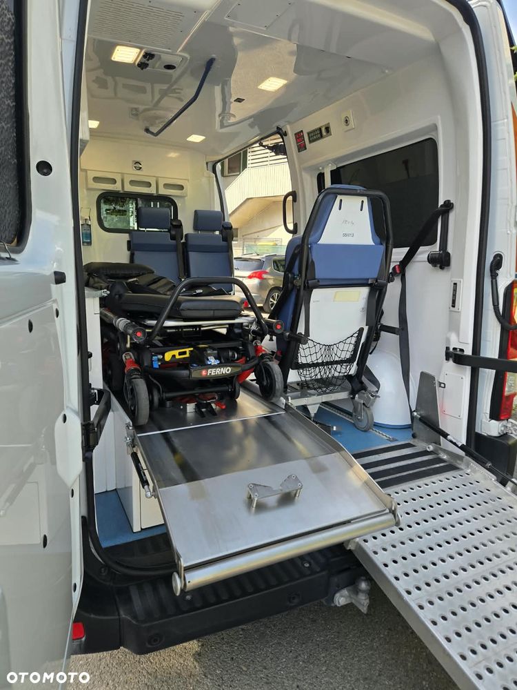 Renault Master Ambulans karetka gwarancja - 15