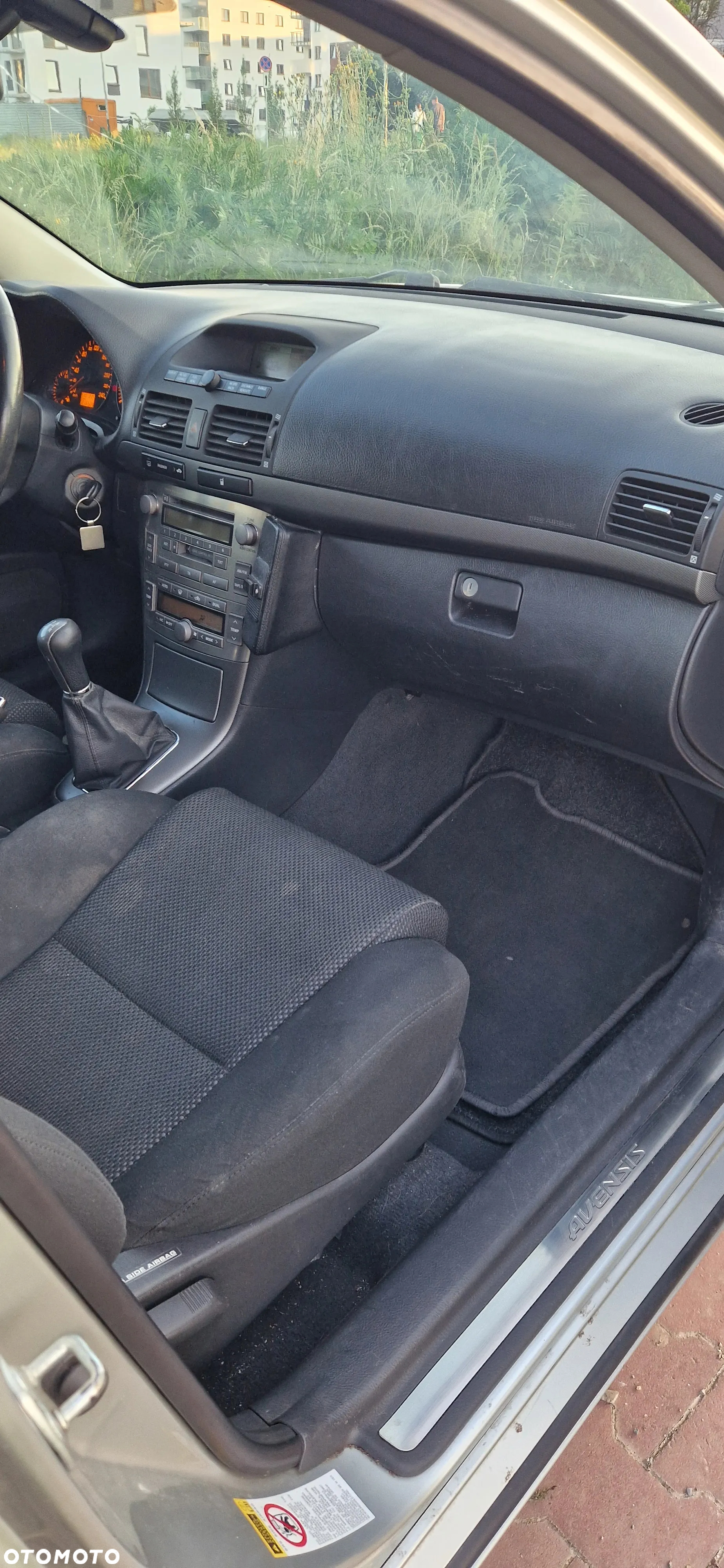 Toyota Avensis - 14