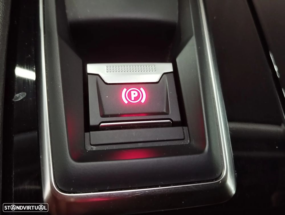 Peugeot 508 SW 1.6 Hybrid Allure e-EAT8 - 36