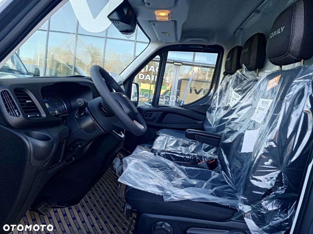 Iveco Daily 35S18HA8V - 5