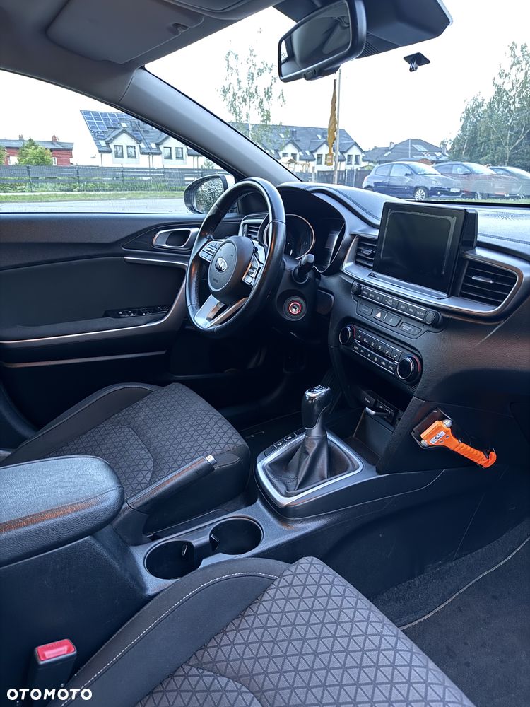 Kia Ceed 1.6 CRDi SCR L - 14