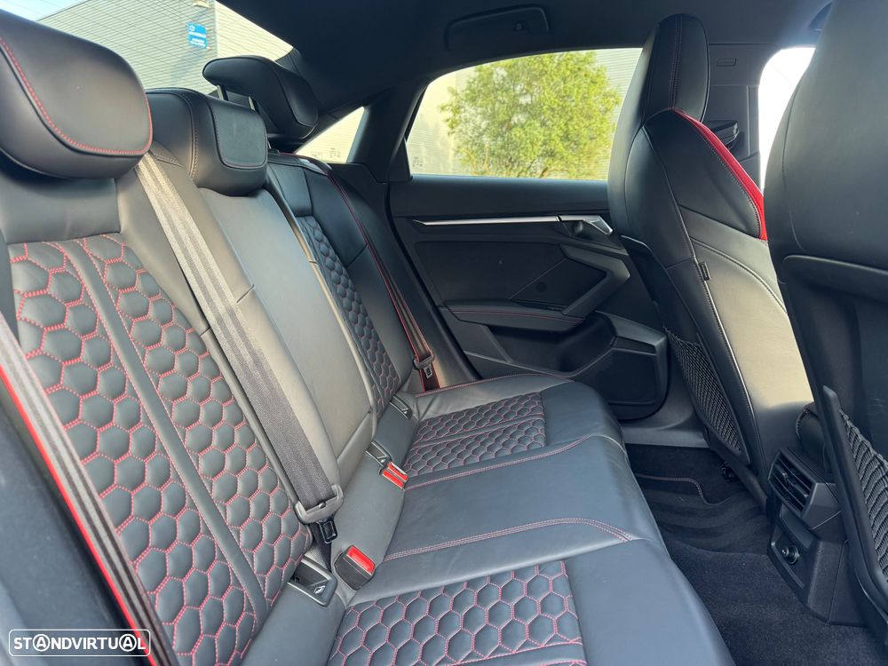 Audi RS3 Limousine 2.5 TFSI quattro S tronic - 14