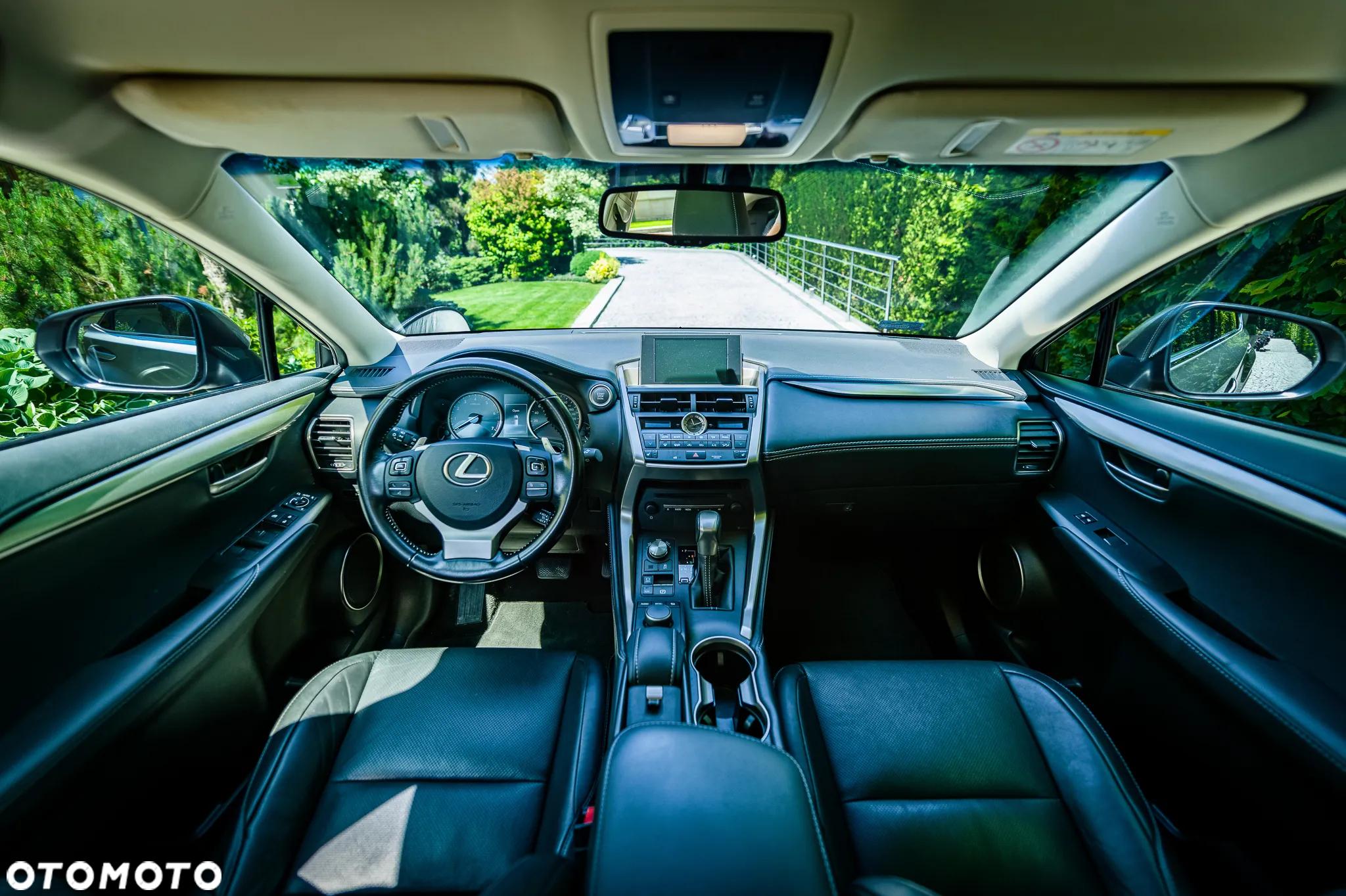 Lexus NX 200t Comfort AWD - 26