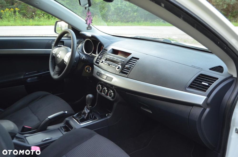 Mitsubishi Lancer 1.8 Instyle - 26