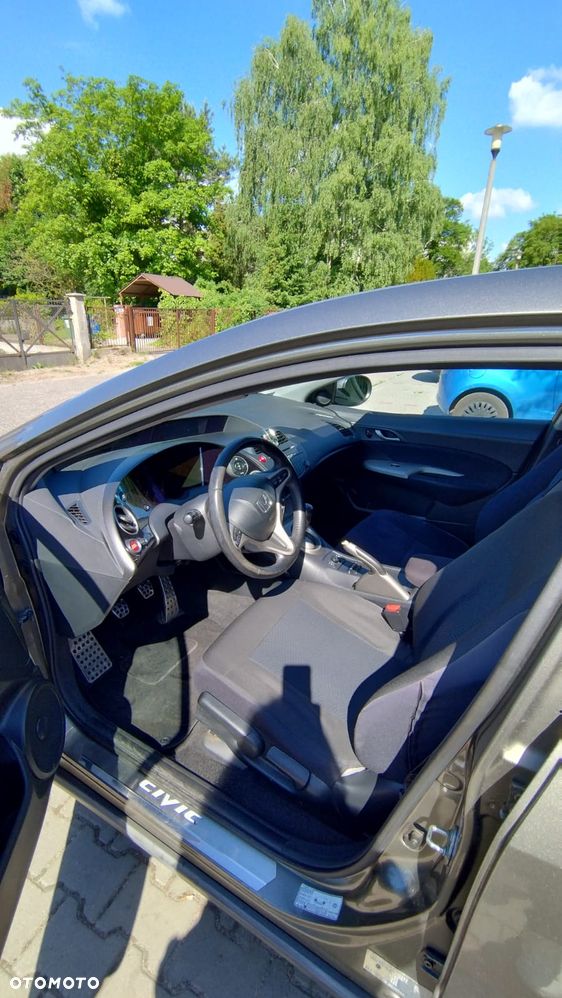 Honda Civic 1.8 Sport - 9