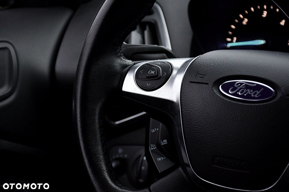 Ford Kuga 2.0 TDCi 4x4 Titanium - 21