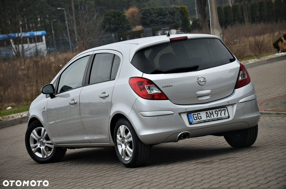 Opel Corsa - 12