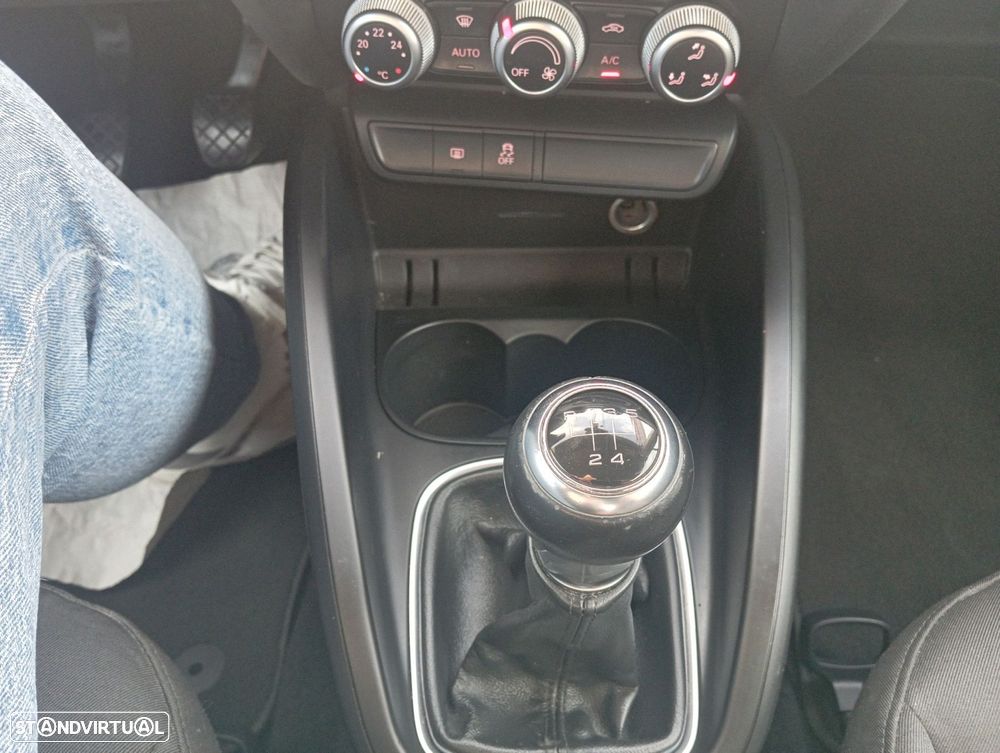 Audi A1 1.0 TFSI ultra - 10