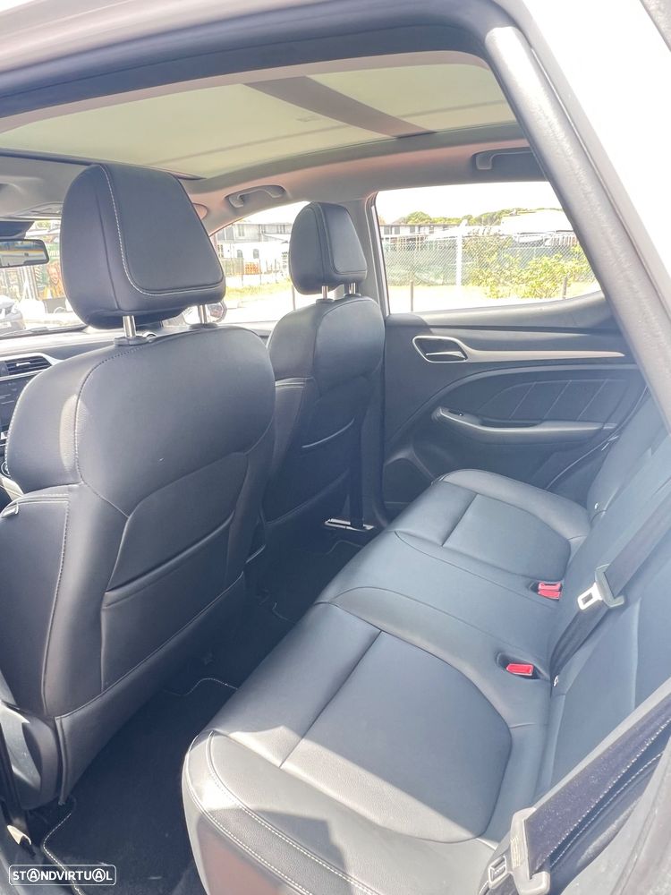 MG ZS Luxury - 9