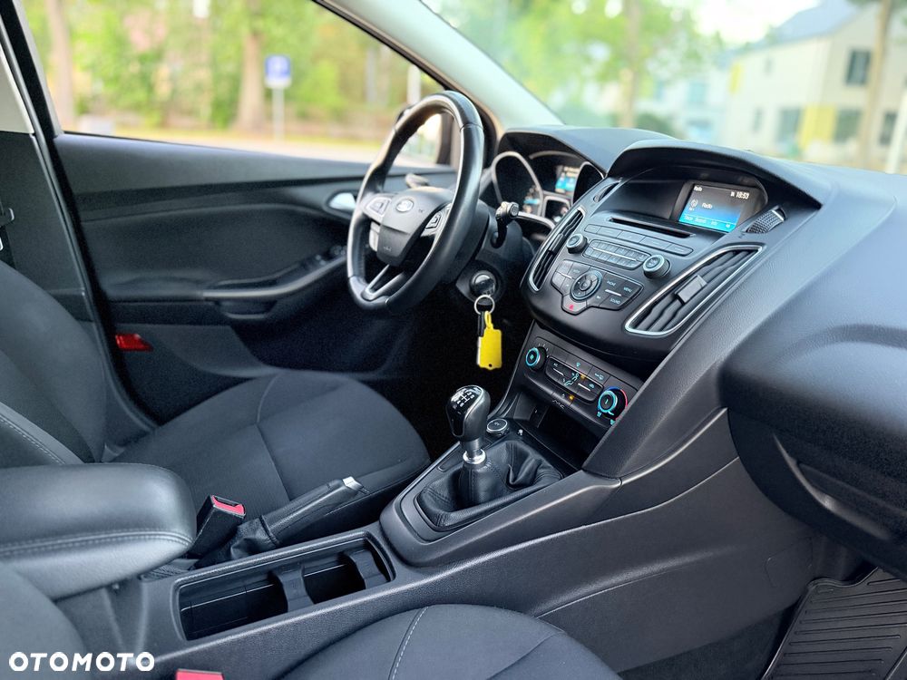 Ford Focus 1.5 EcoBlue Start-Stopp-System COOL&CONNECT - 14