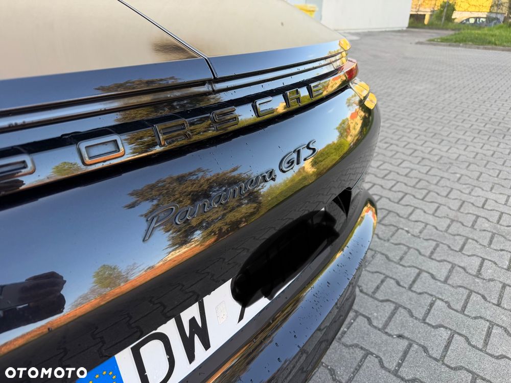 Porsche Panamera - 11